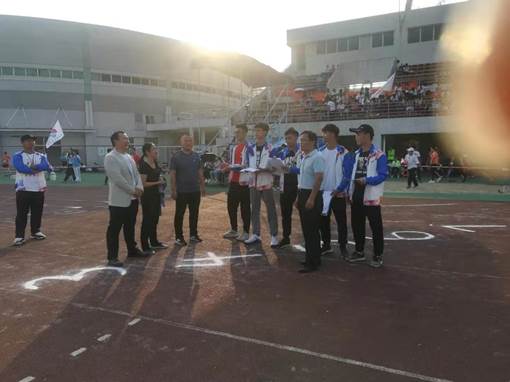 说明: C:\Users\ADMINI~1\AppData\Local\Temp\WeChat Files\ebf1f5a6978488d1e12d399e6e13299.jpg